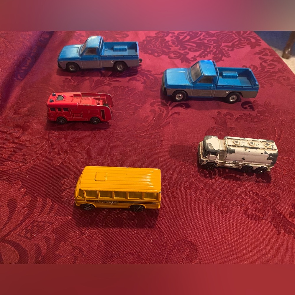 5 vintage CORGI/CORGI JUNIORS die cast